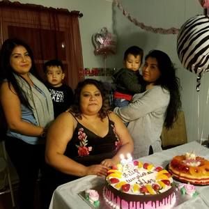 Meet your Posher, Flori